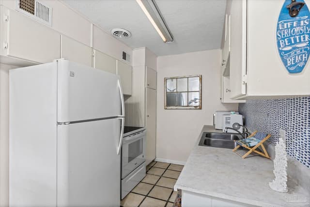 1004 Medford Ave, Pensacola FL 32505 photo 8