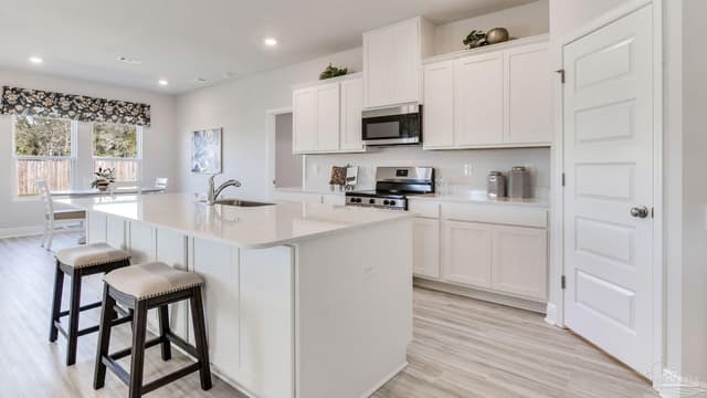 5544 Briset St, Milton FL 32583 photo 4
