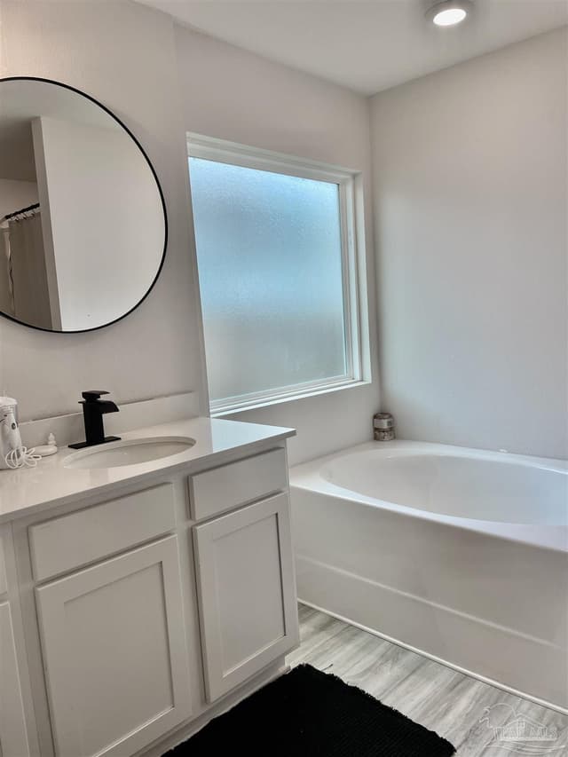 433 Scarborough St, Crestview FL 32539 photo 6