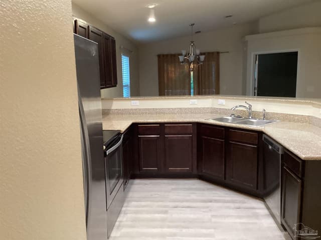 196 Millet Cir, Cantonment FL 32533 photo 12