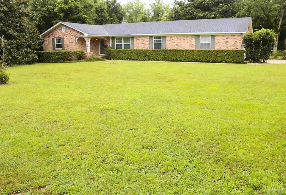 8691 Sharon Ln, Pensacola FL 32534 photo 1