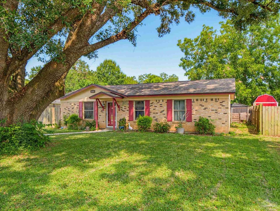 2018 Woodbury Dr, Cantonment FL 32533 photo 1