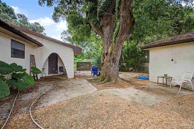 906 Mills Ave, Pensacola FL 32507 photo 4