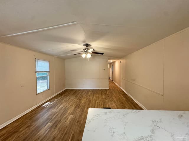 3992 Mccutchin Dr, Jay FL 32565 photo 7