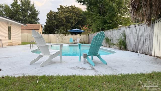 7975 La Nain Dr, Pensacola FL 32514 photo 3