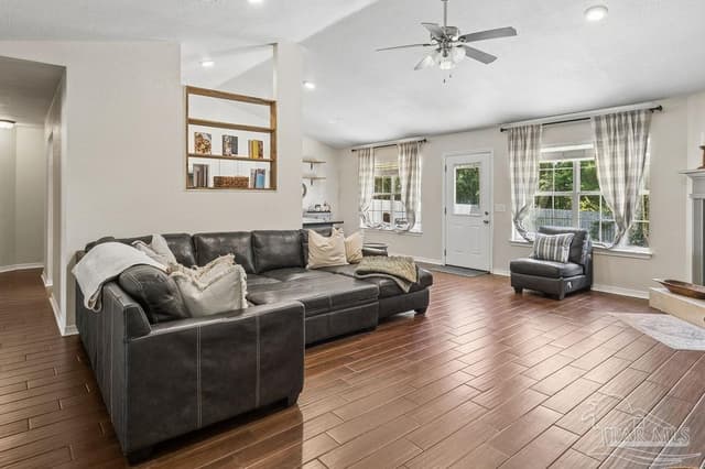 1254 Plata Canada Dr, Cantonment FL 32533 photo 11