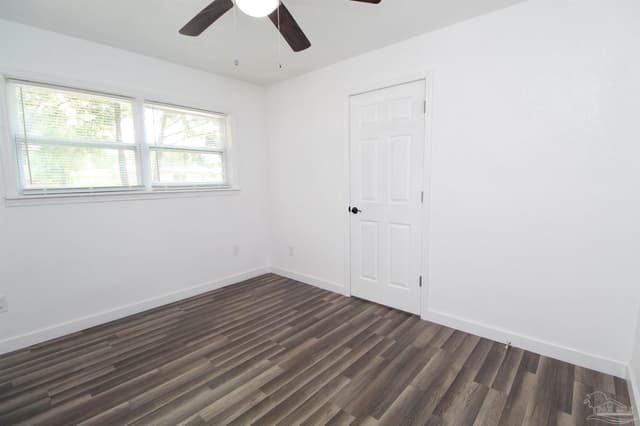 6037 Syrcle Ave, Milton FL 32570 photo 12