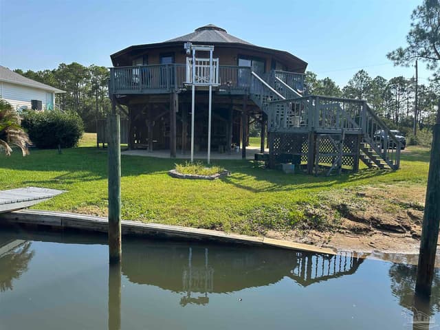 2633 Bayshore Pkwy, Milton FL 32583 photo 2
