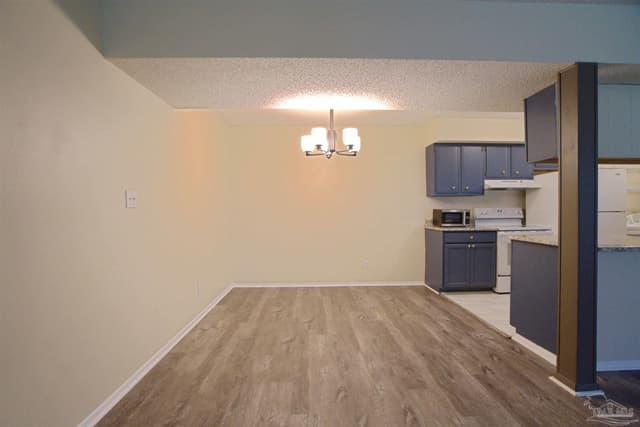 3323 Kingswood Ct, Pensacola FL 32514 photo 4