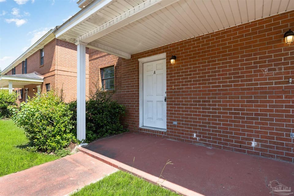 7250 Hilburn Dr # 3A, Pensacola FL 32504 photo 1
