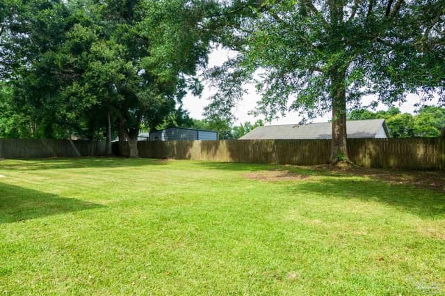 3908 Deerwood Cir, Pace FL 32571 photo 6