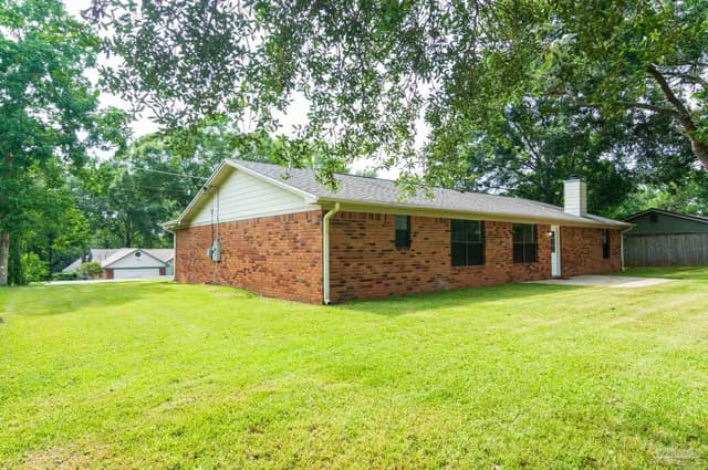 3908 Deerwood Cir, Pace FL 32571 photo 7