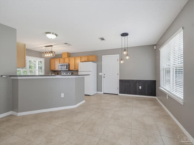 5523 Berryhill Rd, Milton FL 32570 photo 3