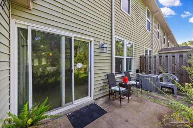 1748 Sound Haven Ct, Navarre FL 32566 photo 14