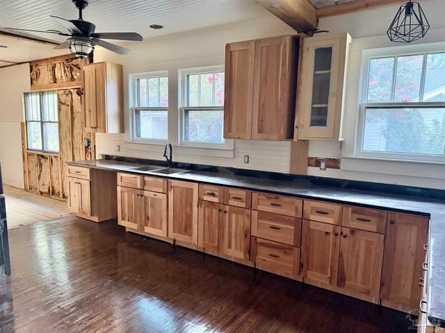 1004 S Pensacola Ave, Atmore AL 36502 photo 7