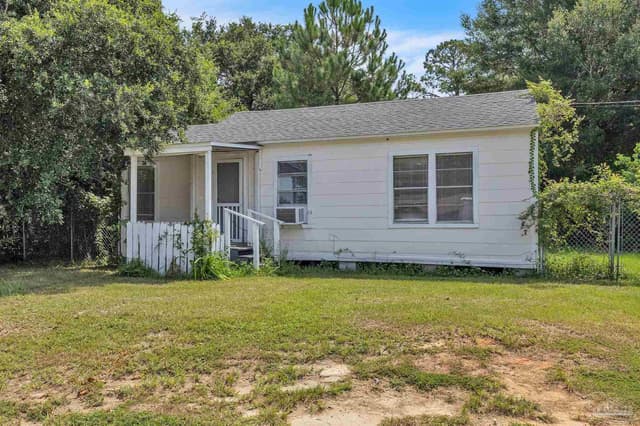 1040 Wayne Ave, Pensacola FL 32507 photo 3