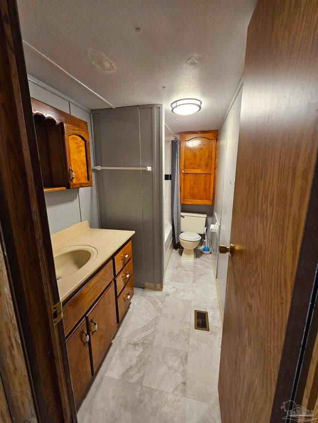 5131 W Spencer Field Rd, Pace FL 32571 photo 12