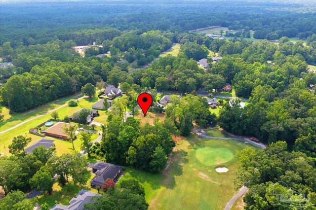 104 Par Ct, Crestview FL 32536 photo 5