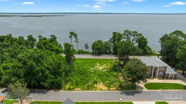 3054 Pelican Ln, Pensacola FL 32514 photo 2