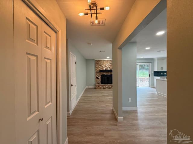 420 Dolphin St, Gulf Breeze FL 32561 photo 3