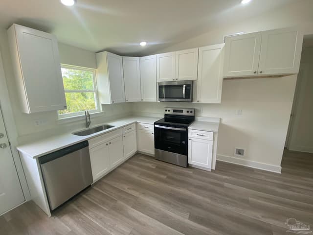 4856 Tide Dr, Milton FL 32583 photo 3