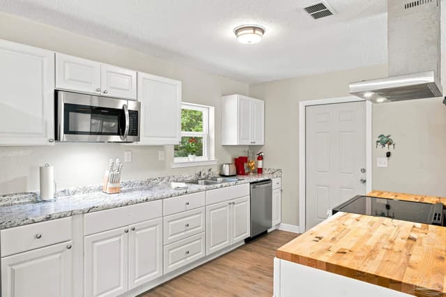 225 N Madison Dr, Pensacola FL 32505 photo 16