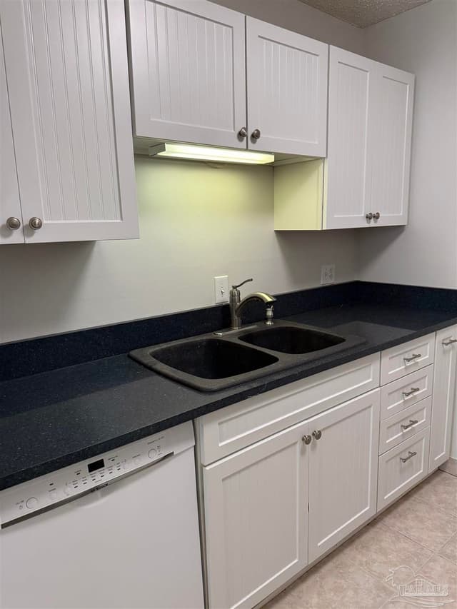 1200 Shoreline Dr # 402, Gulf Breeze FL 32561 photo 6