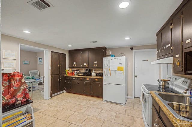 2910 Michael Dr, Pensacola FL 32505 photo 6