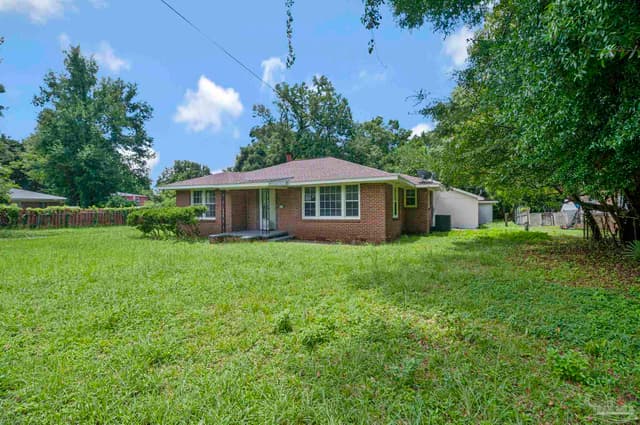 3031 W Jackson St, Pensacola FL 32505 photo 2
