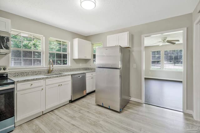 3031 W Jackson St, Pensacola FL 32505 photo 6