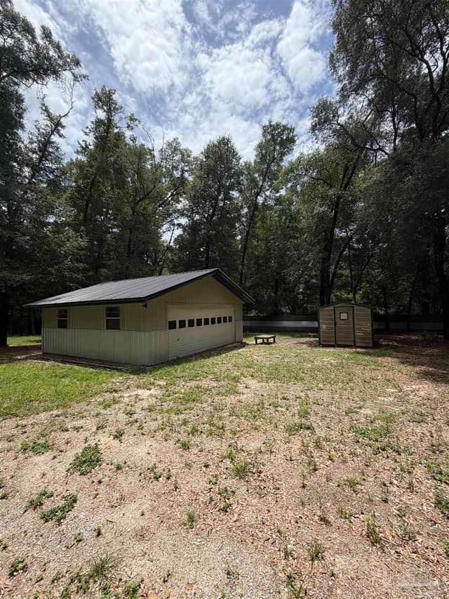 3950 Reinhardt Village Rd, Milton FL 32583 photo 2