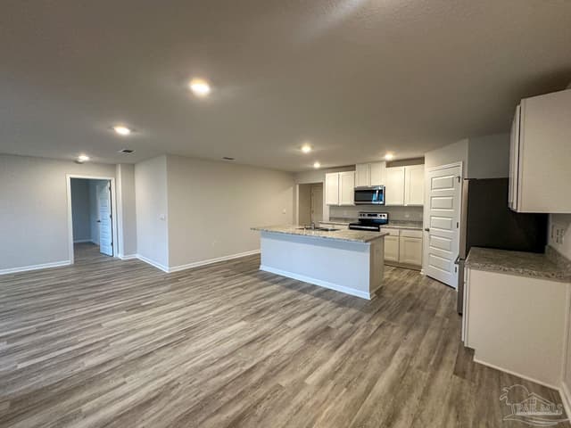 4424 Winged Elm Ct, Milton FL 32571 photo 2