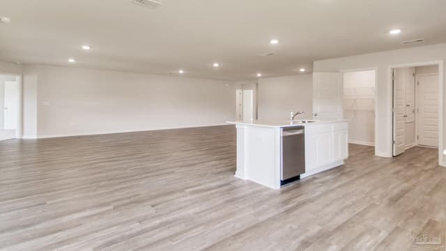 4988 Gaineswood Dr, Milton FL 32583 photo 7