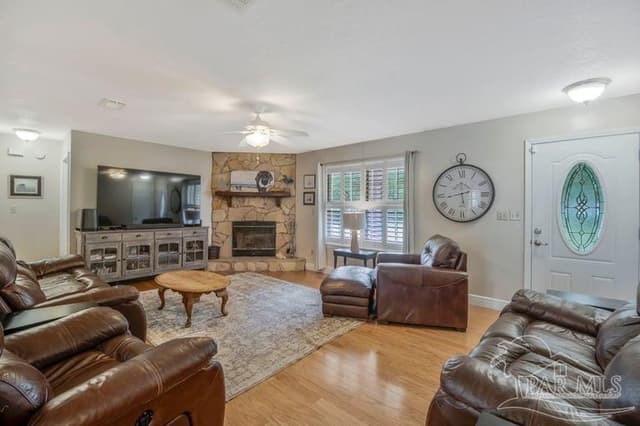 6242 Foxglove Rd, Milton FL 32570 photo 11