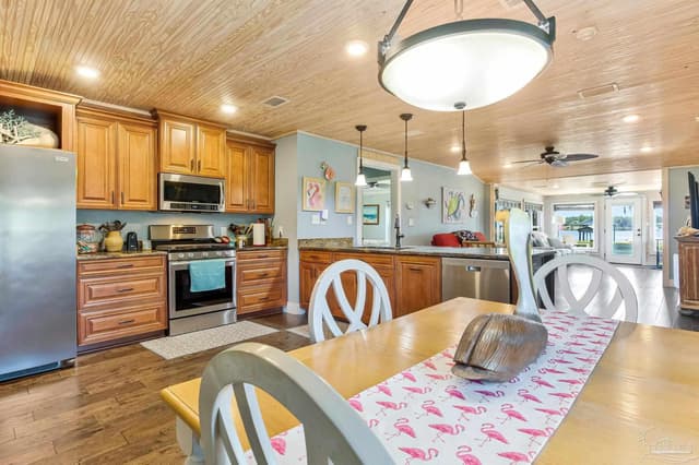 7631 Petersen Pt Rd, Milton FL 32583 photo 7