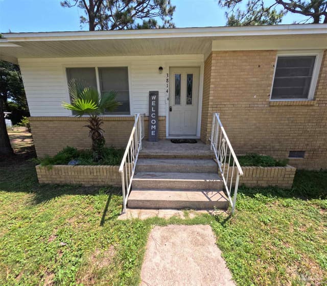 3814 Gerhardt Dr, Pensacola FL 32503 photo 2