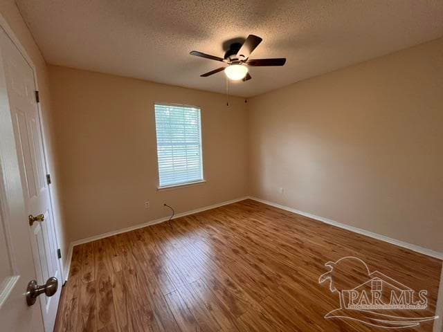 5563 Chantilly Cir, Milton FL 32583 photo 11