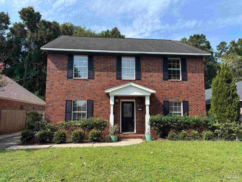 3111 Leesburg Sq, Pensacola FL 32504 photo 1