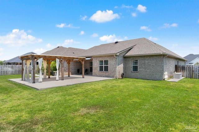 2437 Okatie Ln, Cantonment FL 32533 photo 6