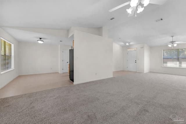 9568 Brentwood Blvd, Navarre FL 32566 photo 8