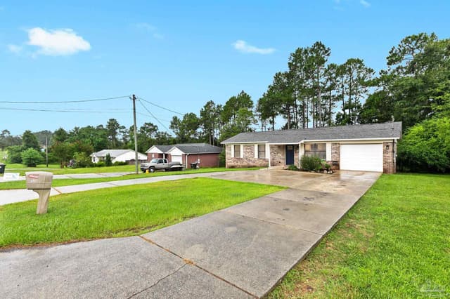 911 Jacks Branch Rd, Cantonment FL 32533 photo 3