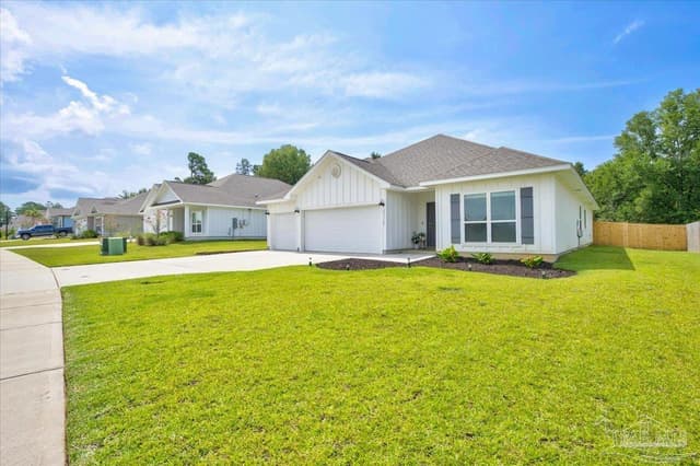 6116 Rutherford Loop, Pensacola FL 32526 photo 4