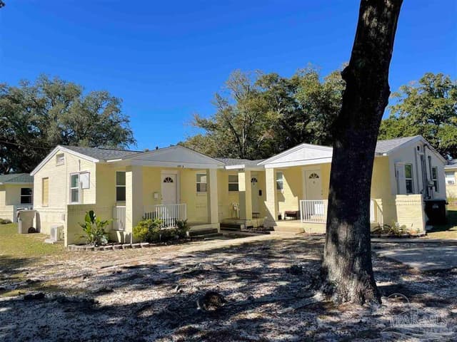 107 Holmes Dr # C, Pensacola FL 32507 photo 2