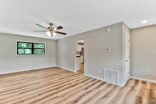 5419 Westwood Dr, Milton FL 32570 photo 6
