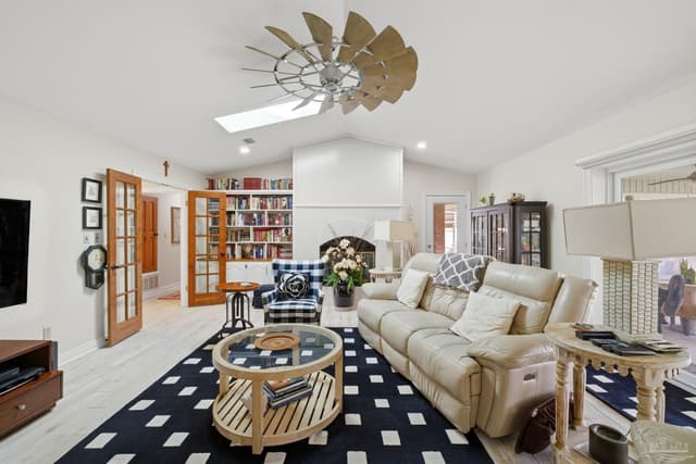 6550 Chardonnay, Pensacola FL 32504 photo 4