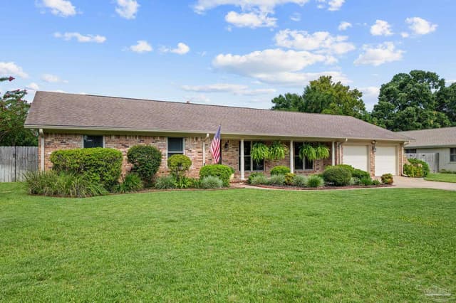 8165 Strasburg Rd, Pensacola FL 32514 photo 3